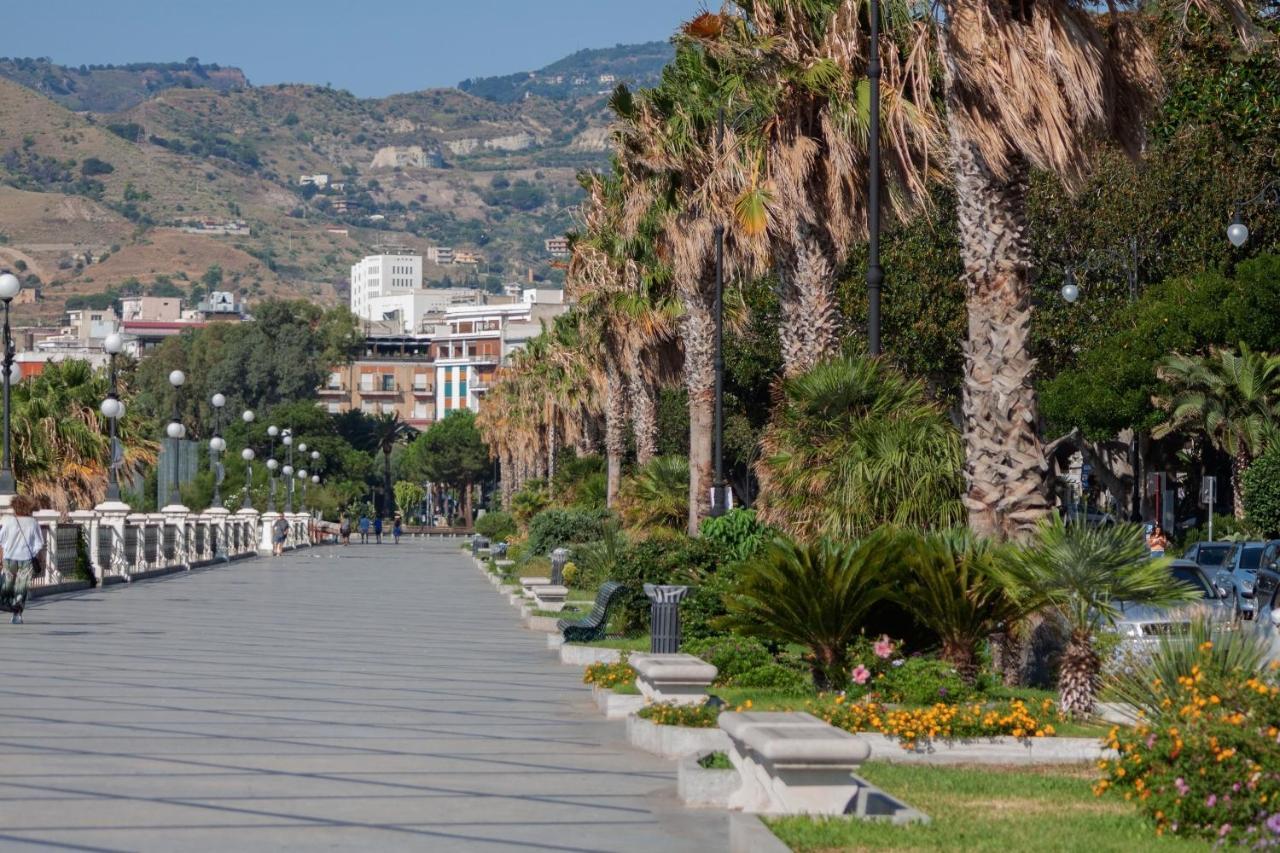 B&B I Bronzi Reggio Calabria Exterior photo